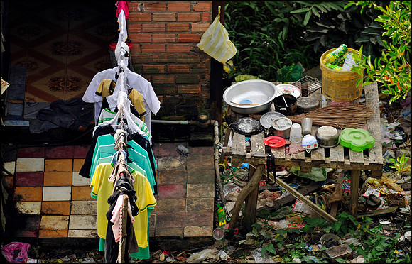 Backyard Clothes Line and Washing Up