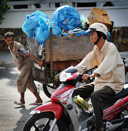 Rubbish Collector Thao Dien
