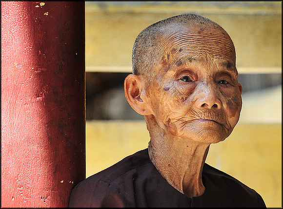 Temple Nun who Cooks for Monks