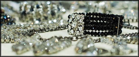 Turners of Armidale jewellery detail