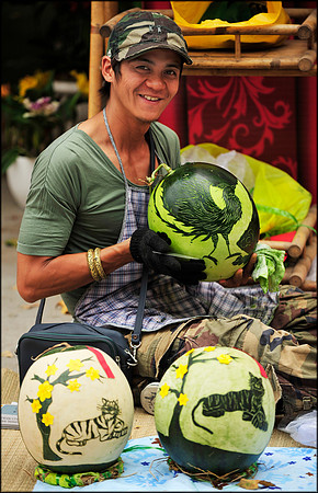 Carved Melons for Tet Gifts